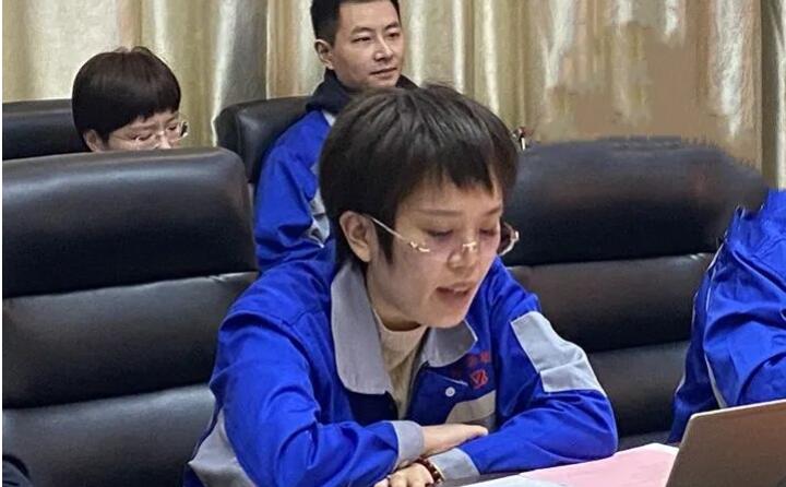 營(yíng)銷中心主任李昌鳳從2024年重點(diǎn)工作介紹為始，分別從研發(fā)、營(yíng)銷、售后及宣傳等方面，詳盡介紹了2024年的發(fā)展規(guī)劃.jpg